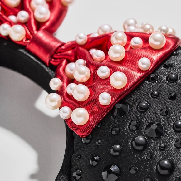 Minnie Mouse Disney Classic Ears Headband - Picture 2 of 6